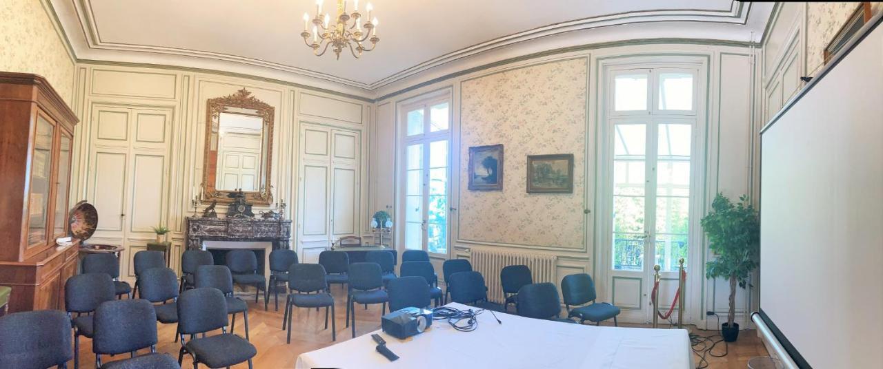 Clairac  Chateau Marith - Etablissement Climatise Avec Piscine酒店 外观 照片