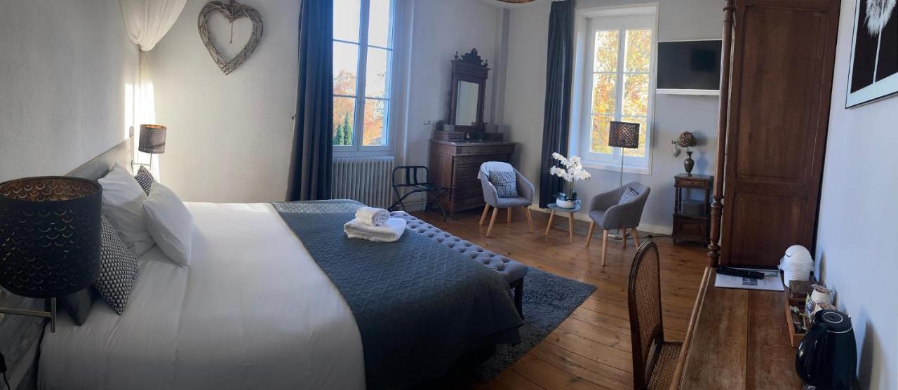 Clairac  Chateau Marith - Etablissement Climatise Avec Piscine酒店 外观 照片